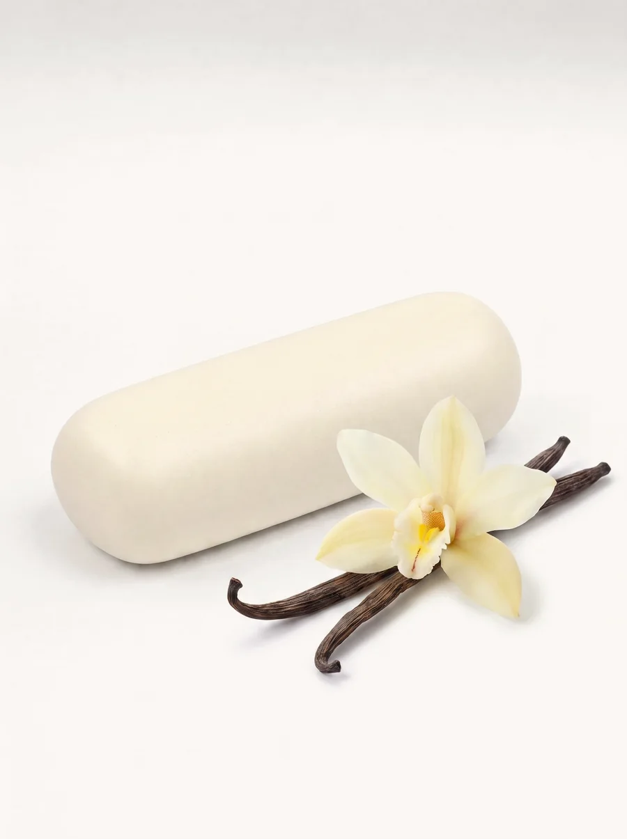 Weiße Rollfondant-Rolle mit Vanille